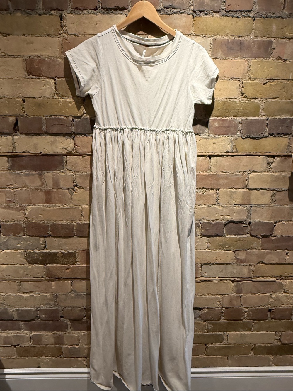 Free People Short-Sleeve Maxi Dress in Light Beige Size S - Picture 2 of 3